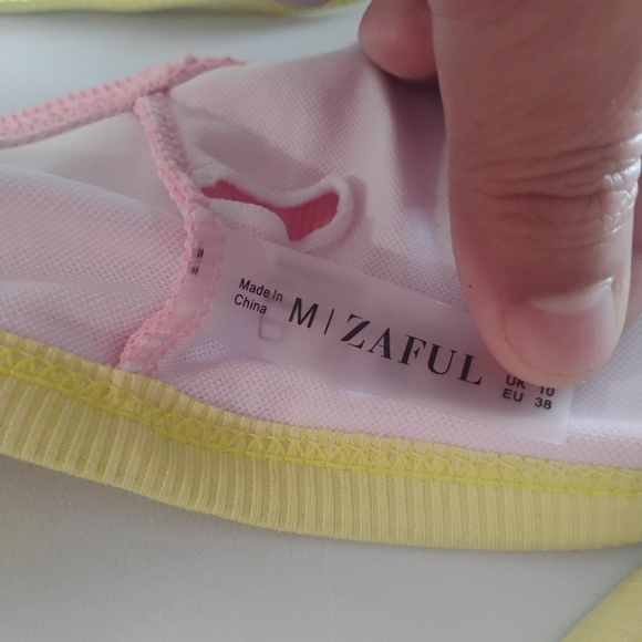 ZAFUL V-Neck Ribbed Bikini Top Swimwear - Light Yellow - Picture 8 of 12